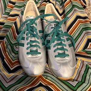 Adidas Country OG Silver and Green Sneakers